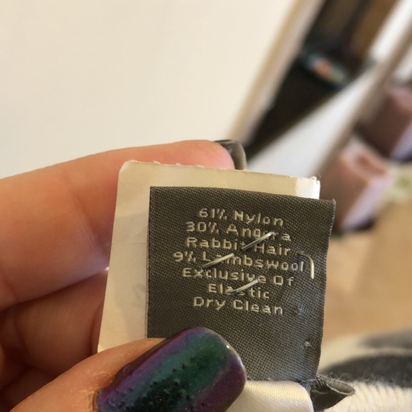 Ann Taylor 2 piece sweater set - Picture 8 of 14